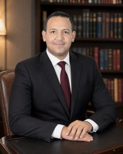 المستشار/ حسام الدين علام يكتب: القانون وإدارة المعرفة: تنظيم المعرفة في العصر الرقمي