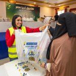 قافلة الحماية الاجتماعية من صندوق تحيا مصر تصل الفيوم لدعم 10 آلاف أسرة من الأولى بالرعاية* القافلة تضم معرض "دكان الفرحة" بـ *100 ألف قطعة، وتوزيع 1.5 طن لحوم، ودعم ذوي الهمم، وتيسير زواج 10 فتيات* ضمن حزمة متكاملة من برامج الحماية الاجتماعية.