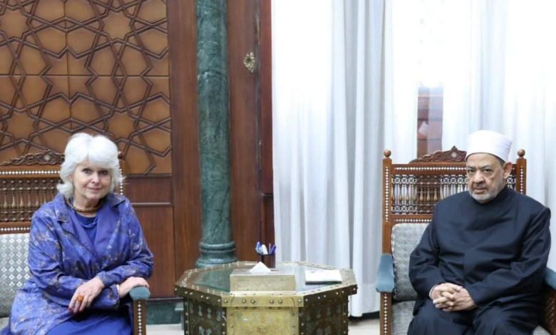 شيخ الأزهر يستقبل السفيرة الفرنسية المعنية بحقوق الإنسان ويؤكد: لا بد من توافق عالمي حول مفهوم حقوق الإنسان واحترام الخصوصية الثقافية والدينية للشعوب 1 شيخ الأزهر يستقبل السفيرة الفرنسية المعنية بحقوق الإنسان ويؤكد: لا بد من توافق عالمي حول مفهوم حقوق الإنسان واحترام الخصوصية الثقافية والدينية للشعوب