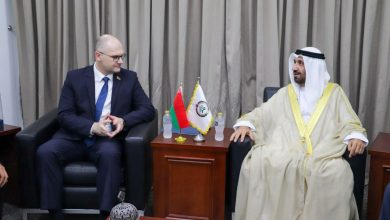 رئيس البرلمان العربي يستقبل سفير جمهورية بيلاروسيا لدى جمهورية مصر العربية
