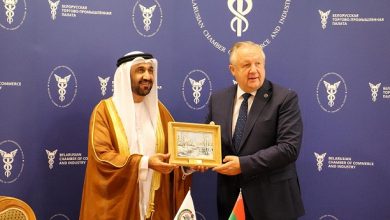 وفد البرلمان العربي برئاسة "اليماحي" يبحث مع قيادة غرفة التجارة والصناعة في بيلاروس سبل توسيع الشراكة الاقتصادية مع الدول العربية