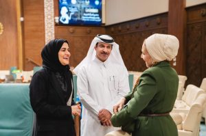 المجلس العربي للمسؤولية المجتمعية والتنمية يكرّم لولوة الخاطر وحمدة السليطي.. وخالد عبد الله الإبراهيم يتسلّم الجائزتين في جامعة الدول العربية 2 المجلس العربي للمسؤولية المجتمعية والتنمية يكرّم لولوة الخاطر وحمدة السليطي.. وخالد عبد الله الإبراهيم يتسلّم الجائزتين في جامعة الدول العربية