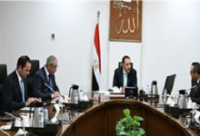 رئيس الوزراء يستعرض خطة التحرك والرؤية الاستراتيجية لرئيس جهاز تنمية المشروعات