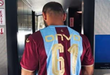محمد صلاح يصل إلى تركيا بعد انضمامه إلى صفوف نادي طرابزون سبور