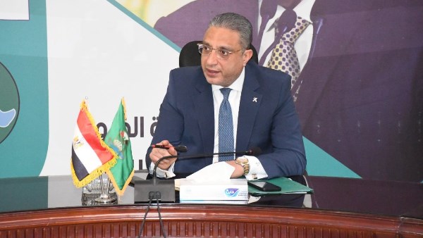محافظ الجيزة يتابع موقف طلبات تقنين أوضاع التعديات علي الأراضي أملاك الدولة بمنشأة القناطر والصف 1 محافظ الجيزة يتابع موقف طلبات تقنين أوضاع التعديات علي الأراضي أملاك الدولة بمنشأة القناطر والصف