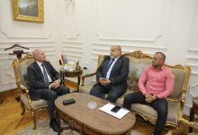 محافظ القاهرة يستقبل نقيب مهندسي القاهرة، لمناقشة سبل دعم وتعزيز التعاون بين المحافظة ونقابة المهندسين،