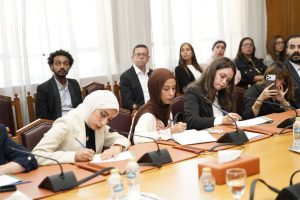 أ.د. راندا رزق تمثل اتحاد الجامعات العربية في ندوة «مستقبل التنمية المستدامة بين المنظور العالمي والمنظور العربي» بجامعة الدول العربية 3 أ.د. راندا رزق تمثل اتحاد الجامعات العربية في ندوة «مستقبل التنمية المستدامة بين المنظور العالمي والمنظور العربي» بجامعة الدول العربية