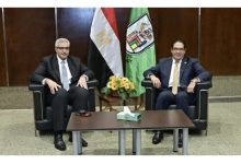 جامعة القاهرة تستضيف أمين عام المجلس الأعلى للجامعات في معسكر «قادة المستقبل» لمناقشة تحولات سوق العمل في عصر الذكاء الاصطناعي
