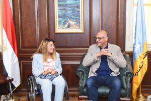 المشرف العام على "القومي للأشخاص ذوي الإعاقة" ومحافظ الإسكندرية يعقدان اجتماعاً موسعاً مع مديريات الوزارات بالمحافظة لتعزيز التعاون في خدمة ذوي الإعاقة
