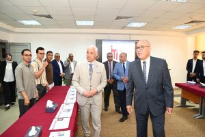 رئيس جامعة أسيوط يتفقد برامج التدريب الصيفي بمعهد تكنولوجيا المعلومات ITI 7 رئيس جامعة أسيوط يتفقد برامج التدريب الصيفي بمعهد تكنولوجيا المعلومات ITI