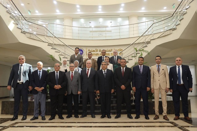 جامعة المنصورة الأهلية تطلق «ملتقى الصناعة والإبداع الأكاديمي 2026» لتعزيز الشراكة بين التعليم والصناعة 1 جامعة المنصورة الأهلية تطلق «ملتقى الصناعة والإبداع الأكاديمي 2026» لتعزيز الشراكة بين التعليم والصناعة