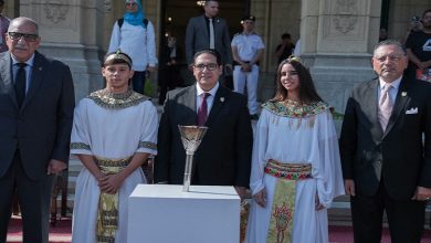 جامعة القاهرة تستقبل شعلة دورة الألعاب الإفريقية للجامعات «القاهرة 2026» وسط أجواء طلابية احتفالية
