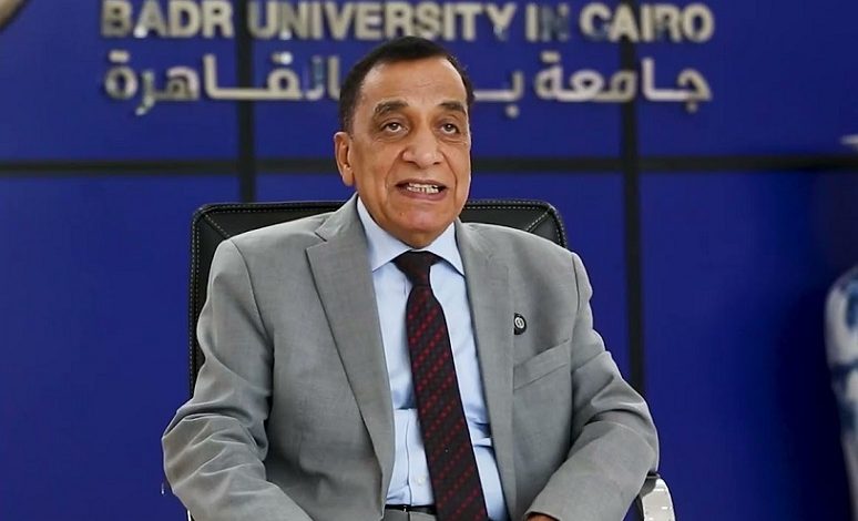 الدكتور رشاد عبد اللطيف: الاستثمار في الإنسان يبدأ من الأسرة ويمتد إلى مؤسسات المجتمع 1 الدكتور رشاد عبد اللطيف: الاستثمار في الإنسان يبدأ من الأسرة ويمتد إلى مؤسسات المجتمع