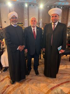 الأمين العام للمجلس الأعلى لمسلمي أوروبا يلتقي وزير الأوقاف السوري بحضور عضو المجلس الشرعي الإسلامي الأعلى في لبنان 1 الأمين العام للمجلس الأعلى لمسلمي أوروبا يلتقي وزير الأوقاف السوري بحضور عضو المجلس الشرعي الإسلامي الأعلى في لبنان