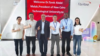 التعليم العالي: جامعة القاهرة الجديدة التكنولوجية تبحث مع «فايبر هوم» الصينية شراكة استراتيجية في تكنولوجيا الاتصالات والتصنيع ونقل الخبرات