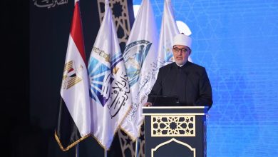 خلال كلمة فضيلته في افتتاحِ المؤتمرِ العالمي الحادي عشر للإفتاء.. مفتي الجمهوريةِ: • الدولة المصريةِ أدركتْ مبكرًا خطورةَ التحدياتِ التي تواجهُ الأسرةَ فبادرتْ بتوجيهاتٍ حاسمةٍ لصياغةِ قوانينِ الأحوالِ الشخصيةِ