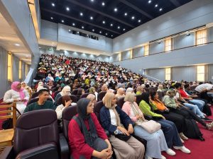 جامعة القاهرة تنظم ندوة توعوية حول الإدمان ودوافعه وطرق الوقاية منه بمشاركة الطلاب والخريجين