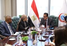 وزير الصحة يبحث مع وفد البنك الدولي تعزيز الشراكة لتطوير المنظومة الصحية