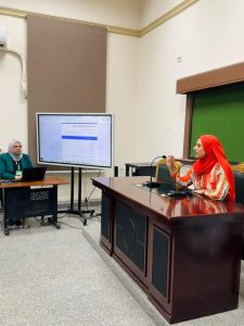 «من النفايات إلى الأناقة».. أنشطة متنوعة لوحدة التنمية المستدامة بآداب القاهرة مع انطلاق العام الدراسي