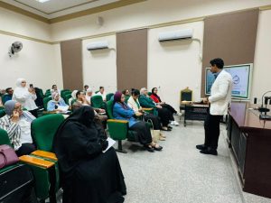 «من النفايات إلى الأناقة».. أنشطة متنوعة لوحدة التنمية المستدامة بآداب القاهرة مع انطلاق العام الدراسي