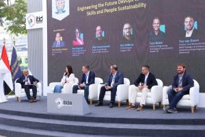 وزير الاتصالات يفتتح النسخة التاسعة من مؤتمر DevOpsDays Cairo 2026