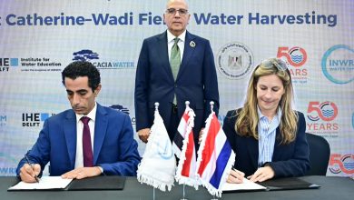 الدكتور سويلم يشهد توقيع بروتوكول تعاون بين الشبكة الاسلامية لتنمية وإدارة مصادر المياه، والجانب الهولندي لبدء تنفيذ مشروع لحصاد مياه الأمطار والحماية من السيول بوادى فيران بجنوب سيناء